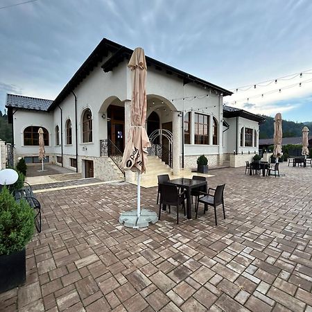 Complex Zeus Leresti Exterior foto